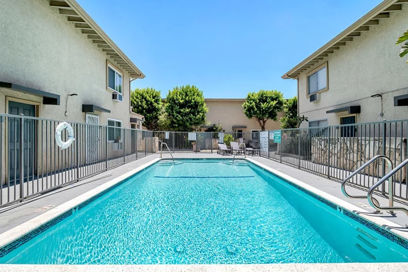 1620 N San Fernando #52 photo 26