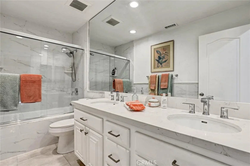 27451 Embassy Way photo 25