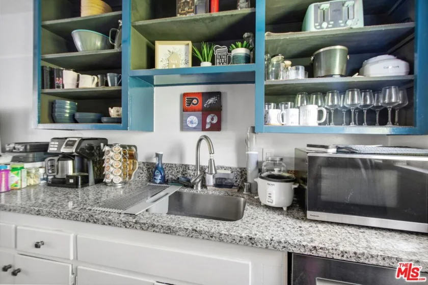 7129 Coldwater Canyon Avenue #10 photo 3