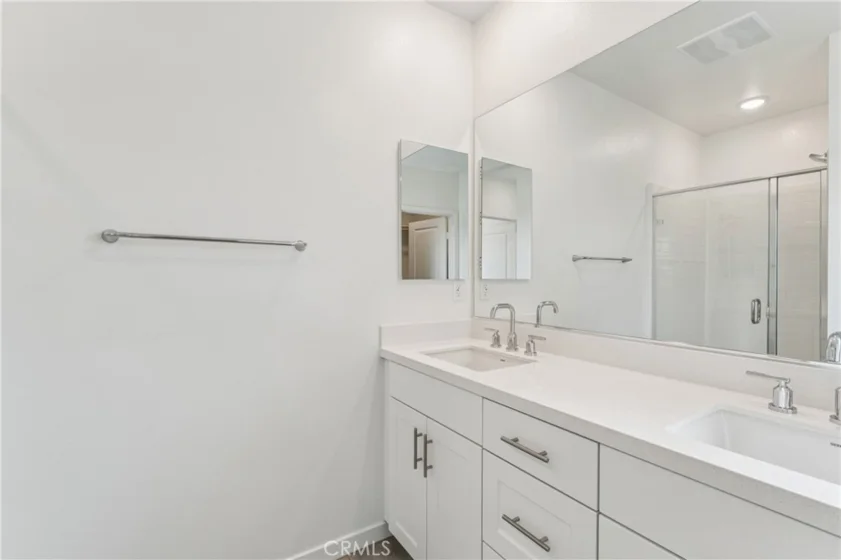 12715 Trojan Way photo 5