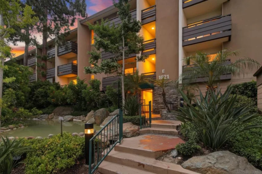 1621 S Hotel Circle #E231 photo 39