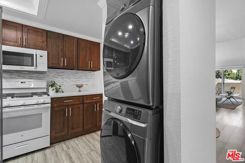 11930 Avon Way #207 photo 14