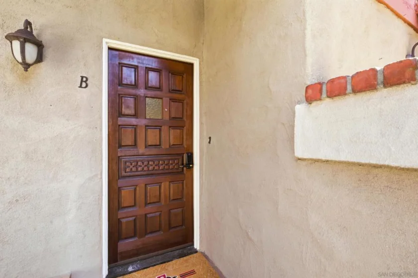 2565 Navarra Drive #B photo 33