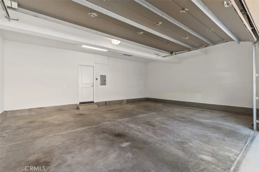 204 Overbrook photo 35