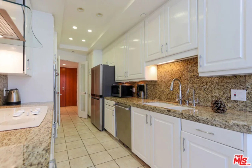 200 N Swall Drive #462 photo 17