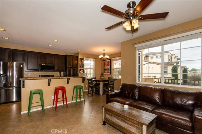 44988 Hawthorn Street photo