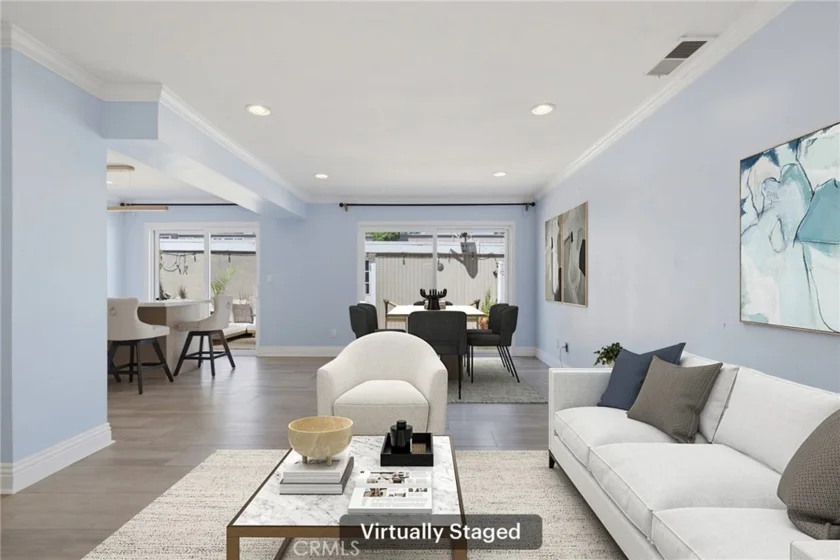 18134 Killion Street #4 photo 3