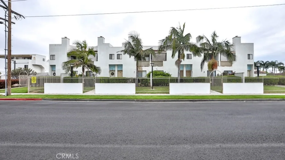 12700 S Josephine Street #119 photo 1