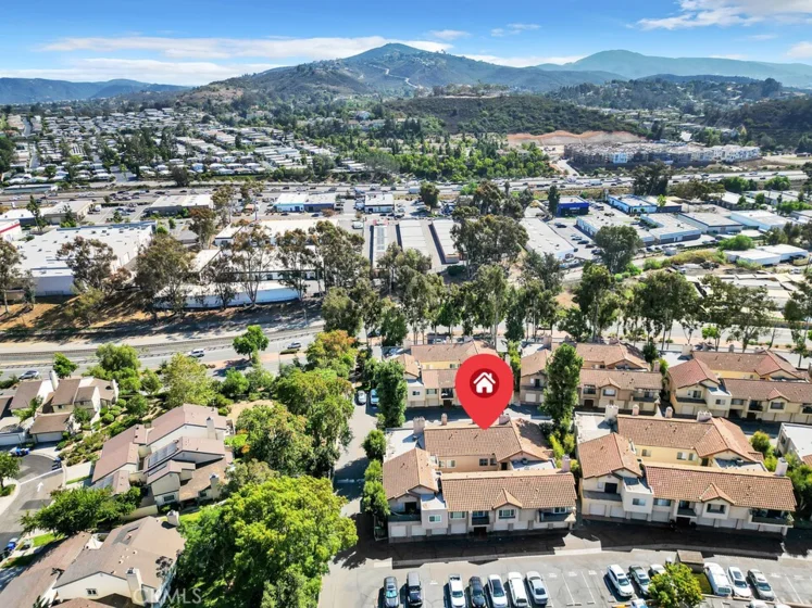 1145 Privet Street photo 36