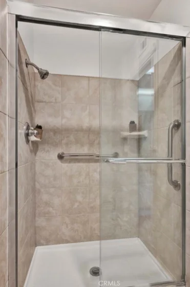 8605 Solano #1005-B photo 18