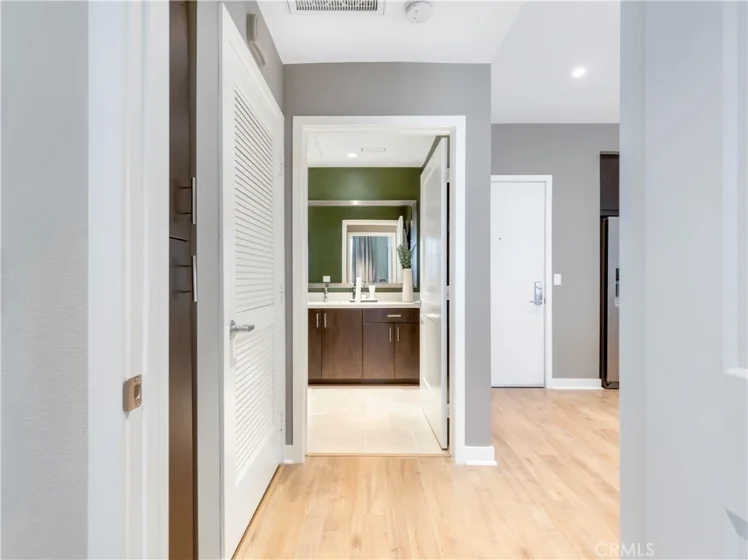2344 Nolita photo 8