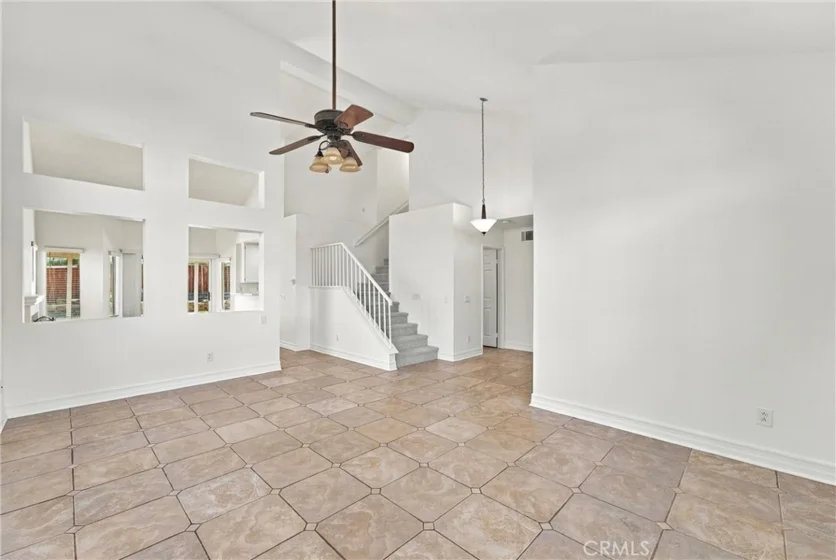 220 Suffolk photo 5