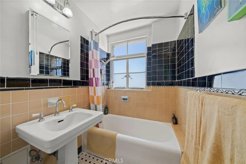 800 E Ocean Boulevard #1505 photo 19