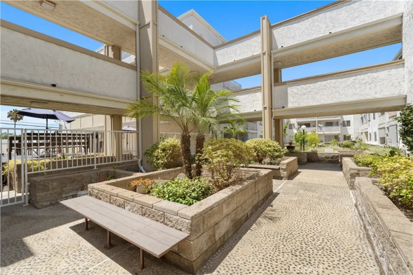 3565 Linden Avenue #141 photo 10