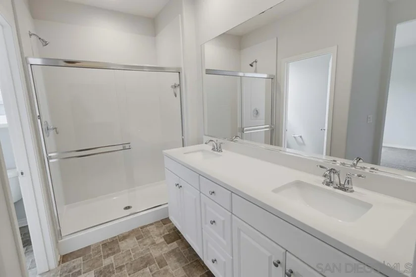 505 Turnstone photo 16