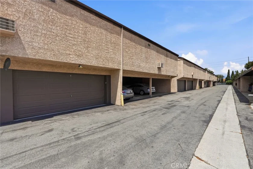 7890 E Spring Street #2L photo 28