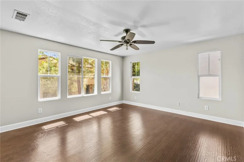 28403 Ravenna photo 35