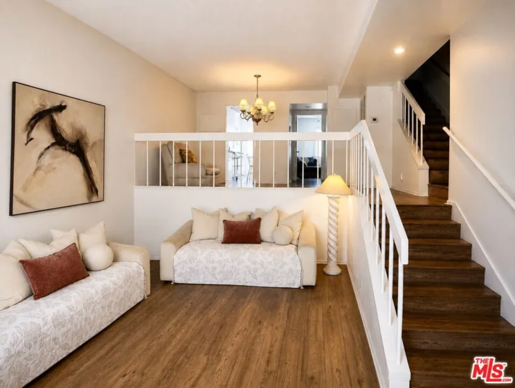 15173 Magnolia Boulevard #E photo 2