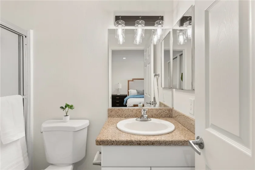 5535 Canoga Avenue #221 photo 13