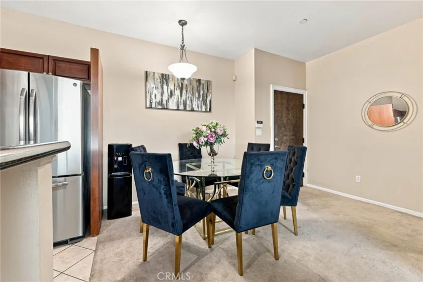 13941 Sherman Way #407 photo 2