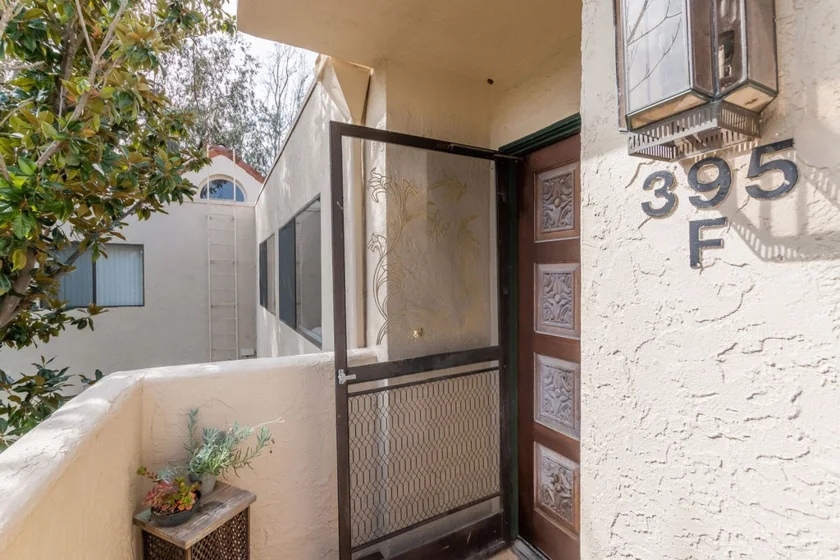 395 N N Melrose Drive #F photo 1