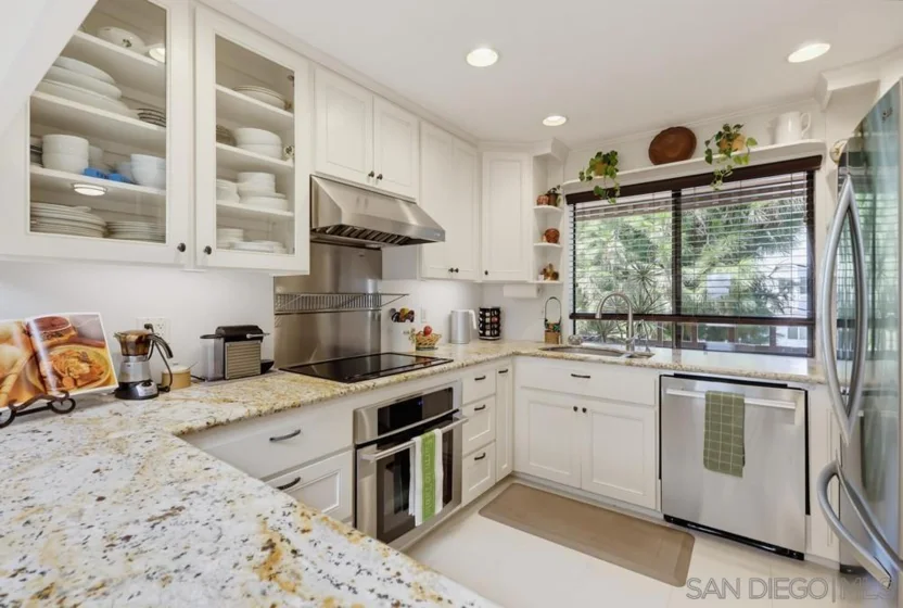2942 Lawrence Street photo 68
