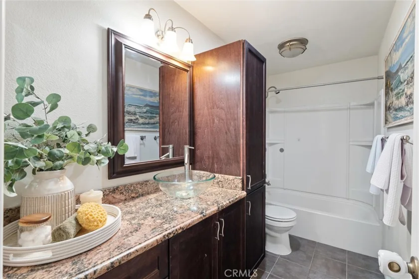 372 E Carroll Park #201 photo 10
