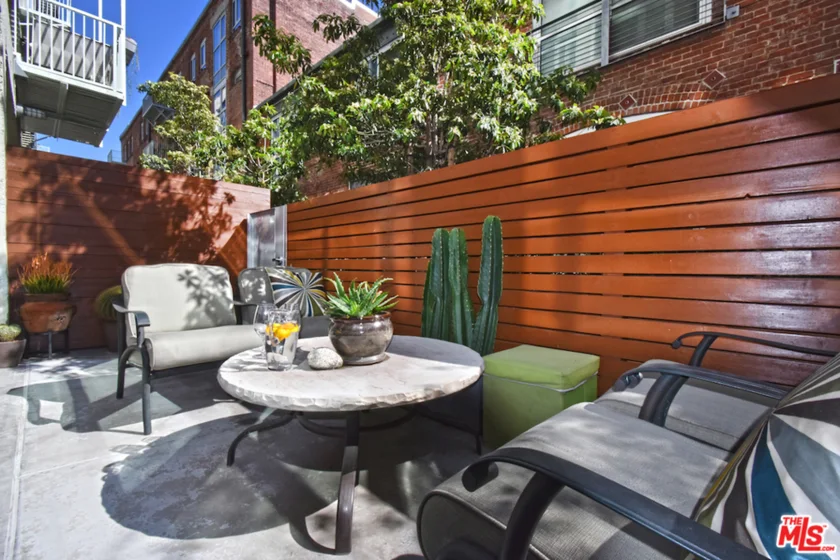530 S Hewitt Street #146 photo 1