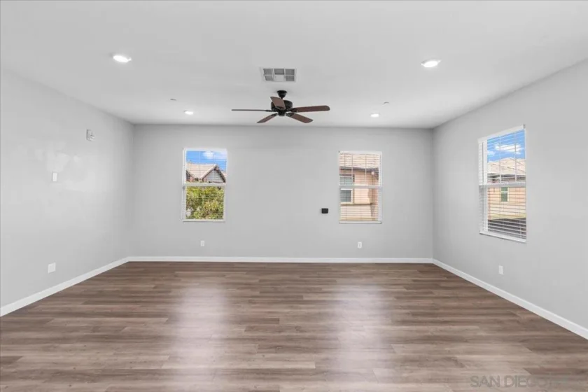 1541 Winter Lane #1 photo 12