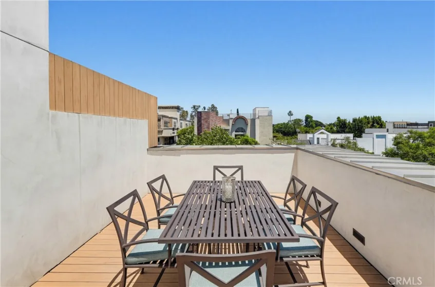 855 N Croft Avenue #302 photo 42