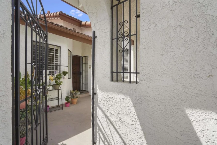 1502 Apache Drive #E photo 1
