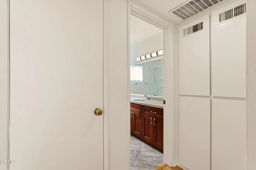 408 Burchett Street #11 photo 14