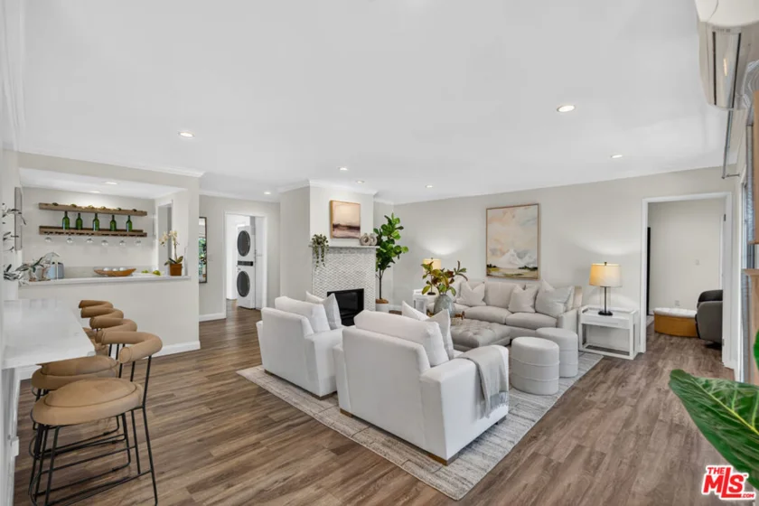 1228 14th Street #301 photo 2