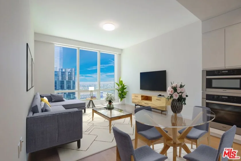 877 Francisco Street #2210 photo 4