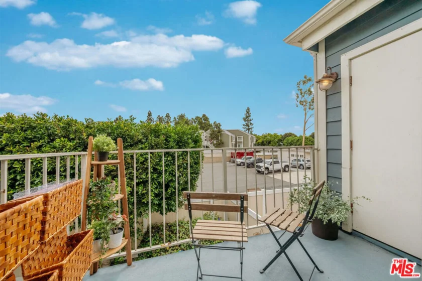 810 Baker Street #204 photo 22