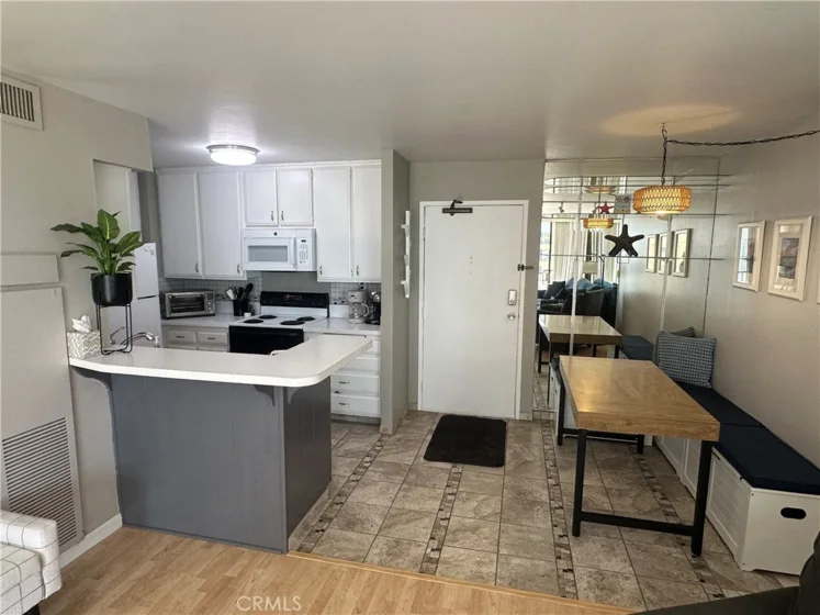 1750 E Ocean #503 photo 27