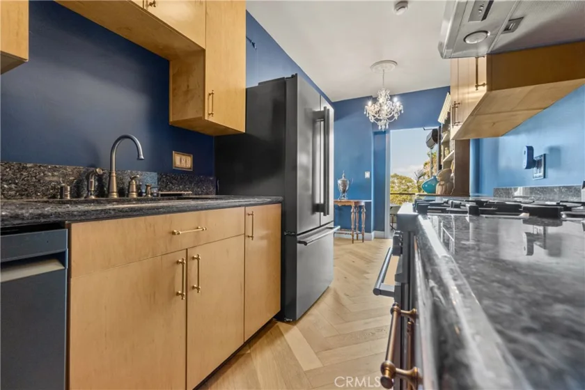800 E Ocean Boulevard #201 photo 15