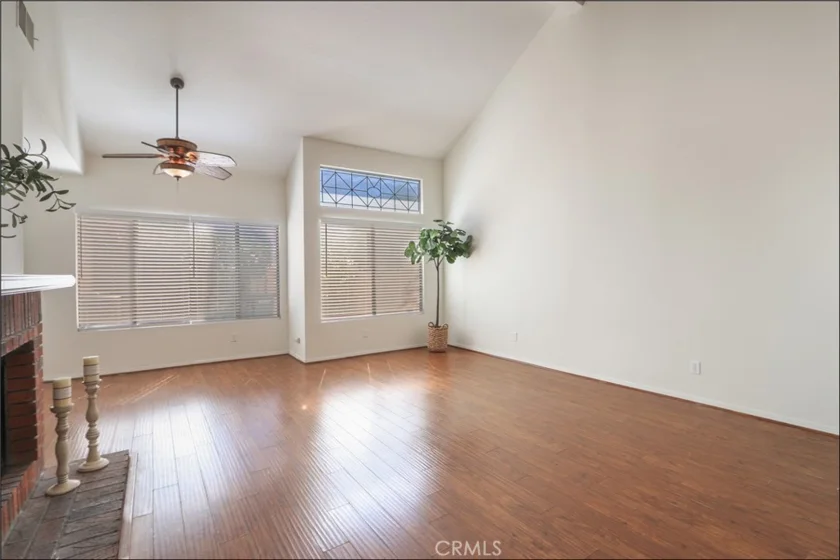 25226 Calle Madrid photo 3