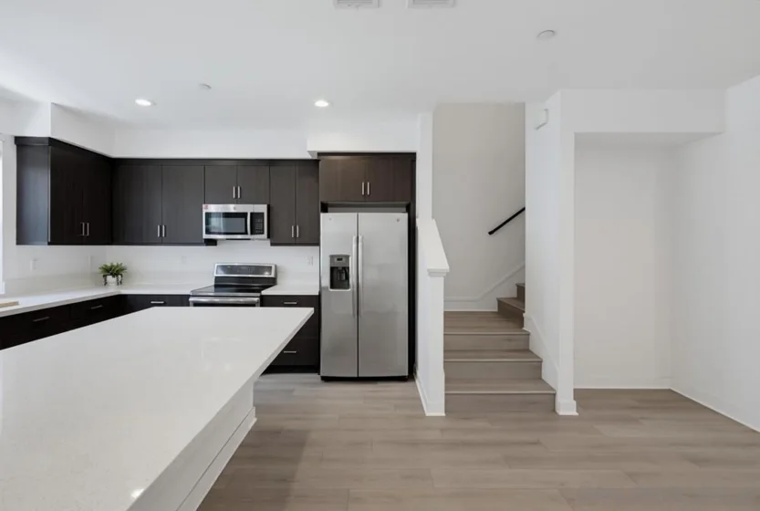 745 Shoreline Road photo 15