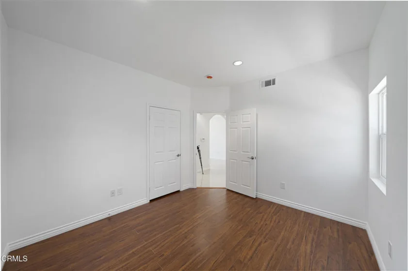 6164 Mesa Avenue photo 9