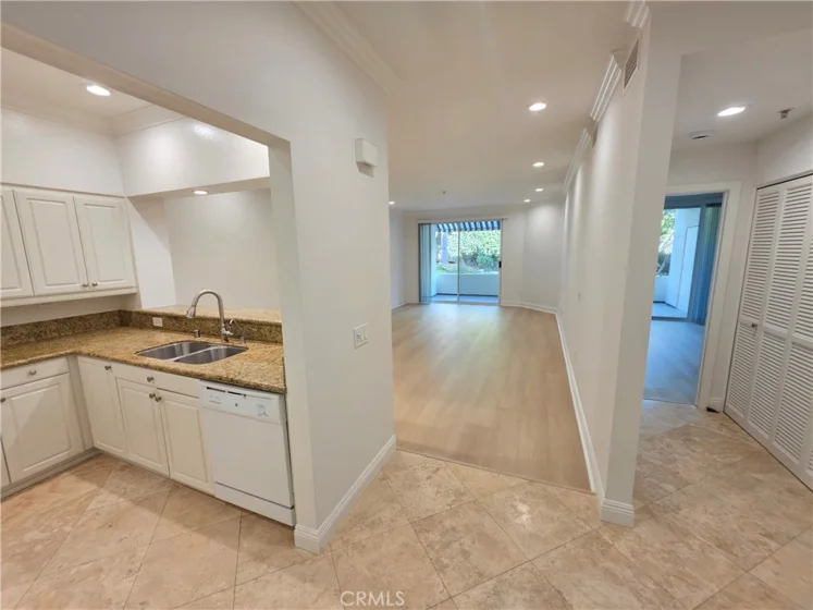 25432 Sea Bluffs #102 photo 5