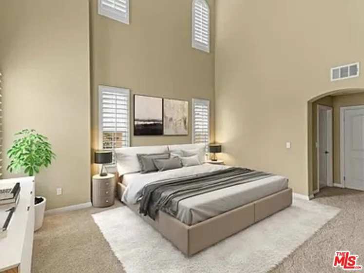 1810 S Barrington Avenue #5 photo 8