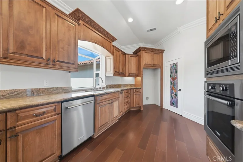 20655 Paseo Montana photo 32