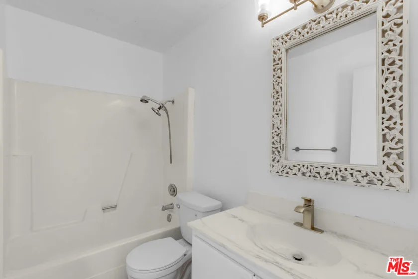 18411 Hatteras Street #246 photo 30