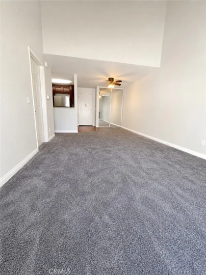 5520 Owensmouth #311 photo 12