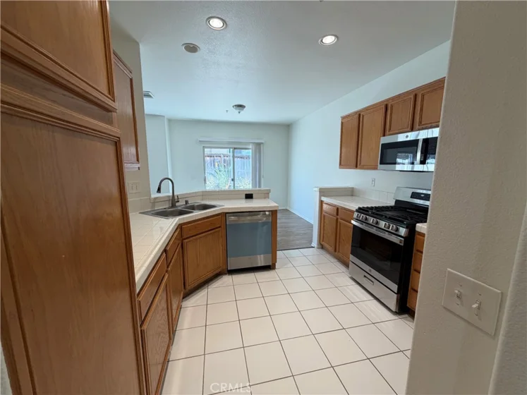 33551 Winston Way #B photo 11