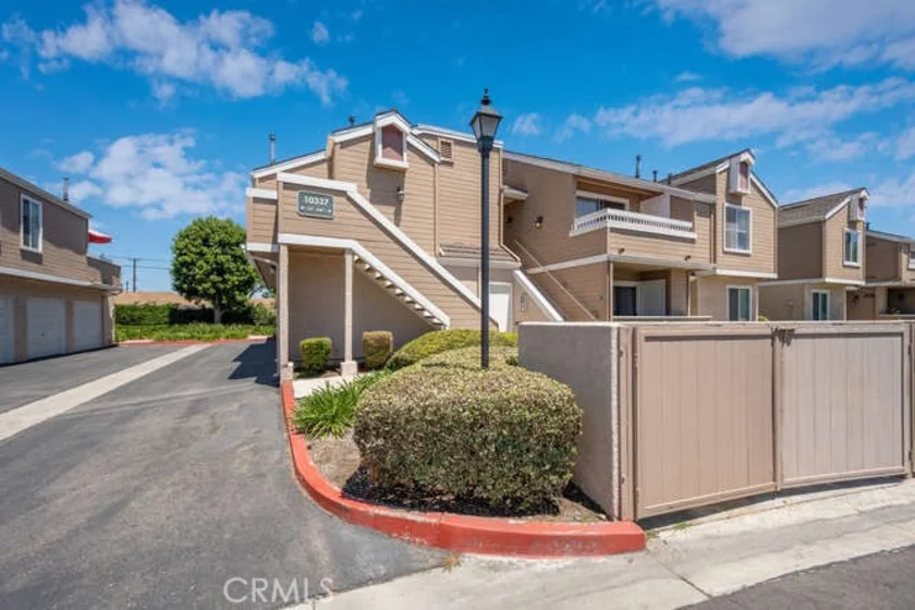 10337 W Briar Oaks Drive #A photo 1