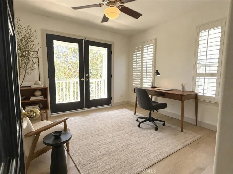 28910 Newport photo 26
