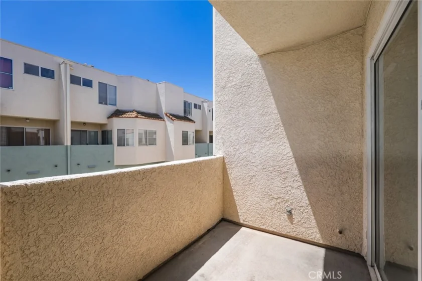 5455 Sylmar Avenue #2103 photo 10
