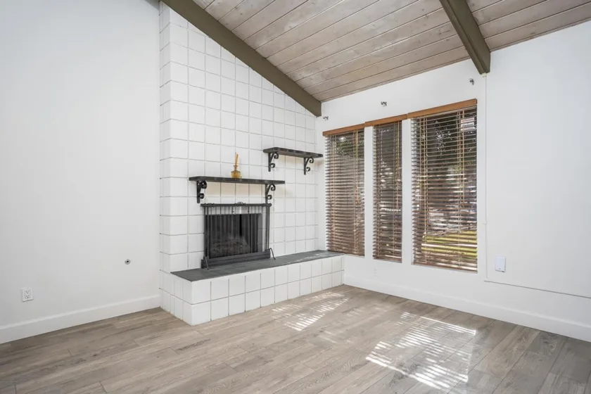 513 Shady Lane #B photo 10